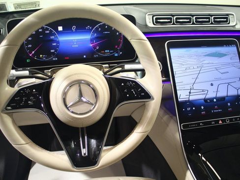 Used 2022 Mercedes-Benz S 500 4MATIC image 6