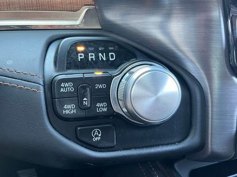 Used 2022 RAM 1500 Limited w/ Body Color Bumper Group image 28