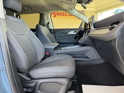 New 2026 Ford Explorer Active image 24