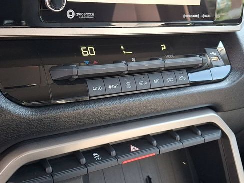 Used 2024 Toyota Tundra SR5 w/ SR5 Convenience Package AWD/4WD image 16