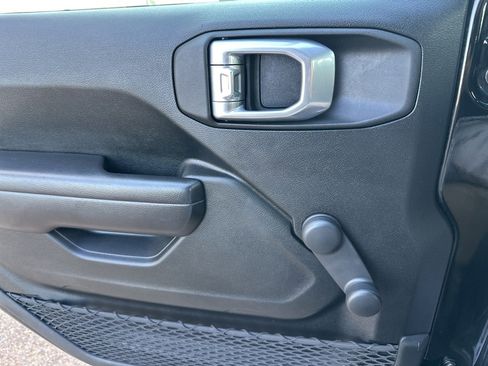 Used 2021 Jeep Wrangler Unlimited Sport image 13