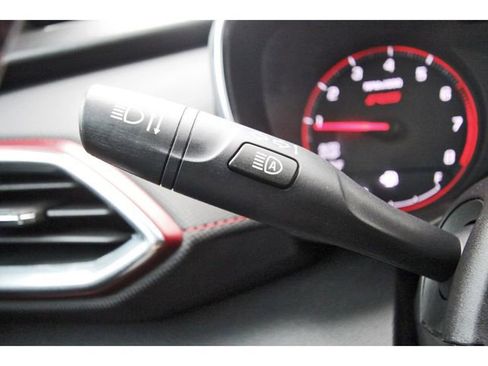 Used 2022 Chevrolet TrailBlazer RS FWD image 16