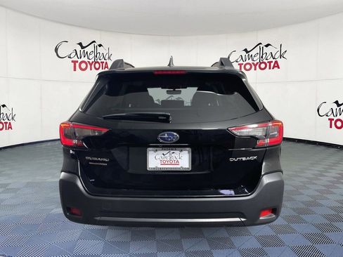 Used 2024 Subaru Outback Premium AWD/4WD image 6