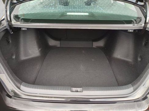 Used 2024 Honda Accord EX image 6