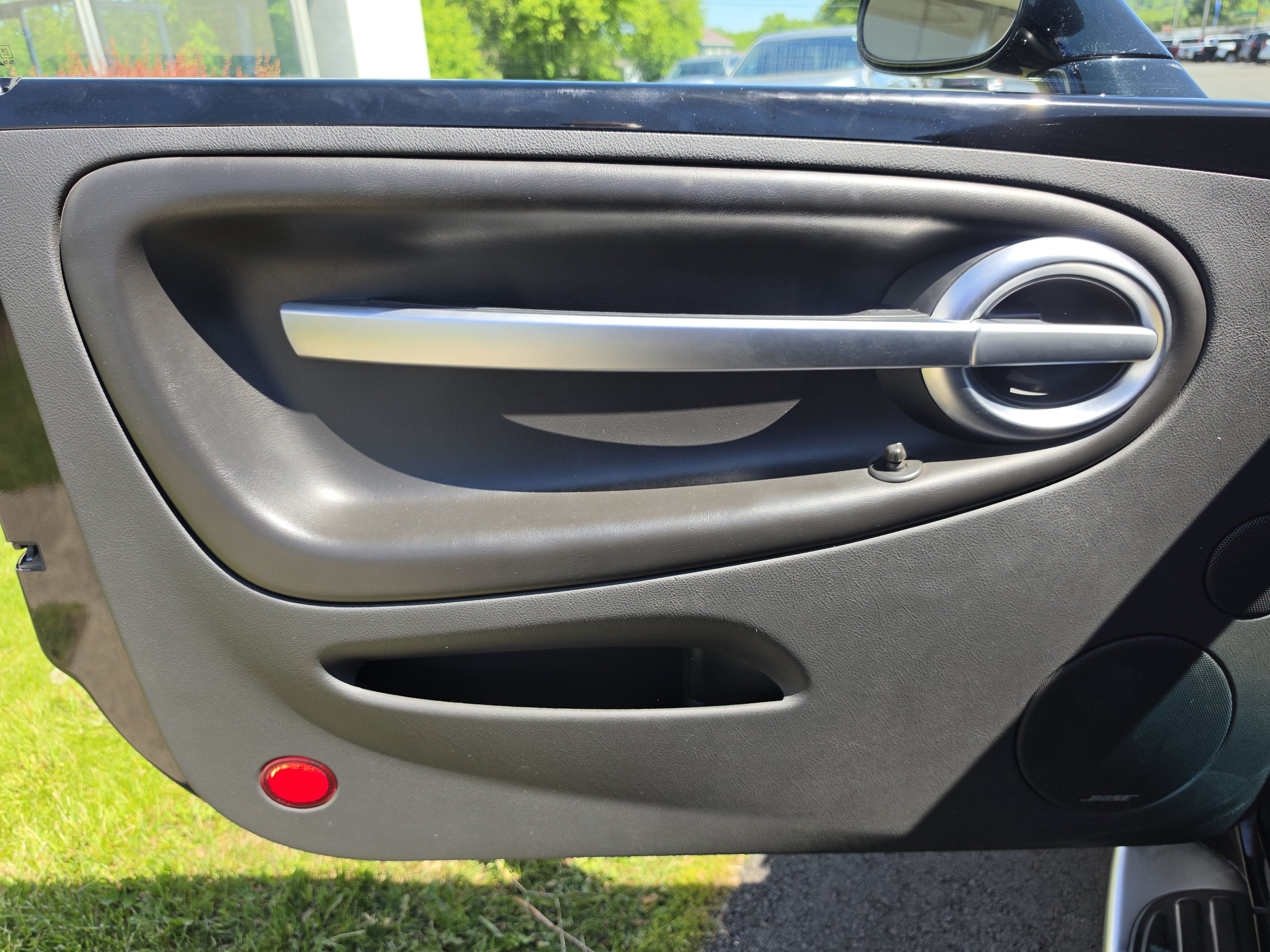 Used 2004 Chevrolet SSR w/ Preferred Equipment Group RWD image 18