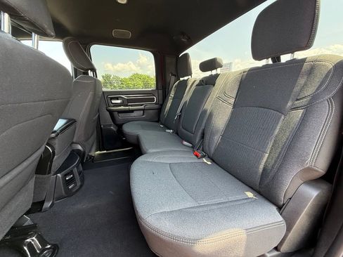 Used 2024 RAM 2500 Big Horn w/ Night Edition AWD/4WD image 26