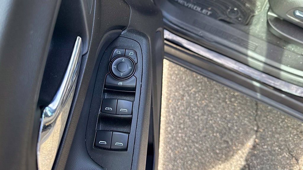 Certified 2024 Chevrolet Equinox LT AWD/4WD image 18