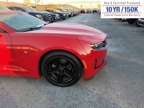 Used 2021 Chevrolet Camaro LT image 4