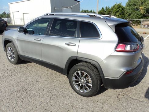 Used 2021 Jeep Cherokee Latitude Lux w/ Comfort/Convenience Group AWD/4WD image 8