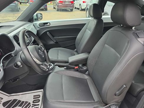 Used 2012 Volkswagen Beetle 2.5 FWD image 11