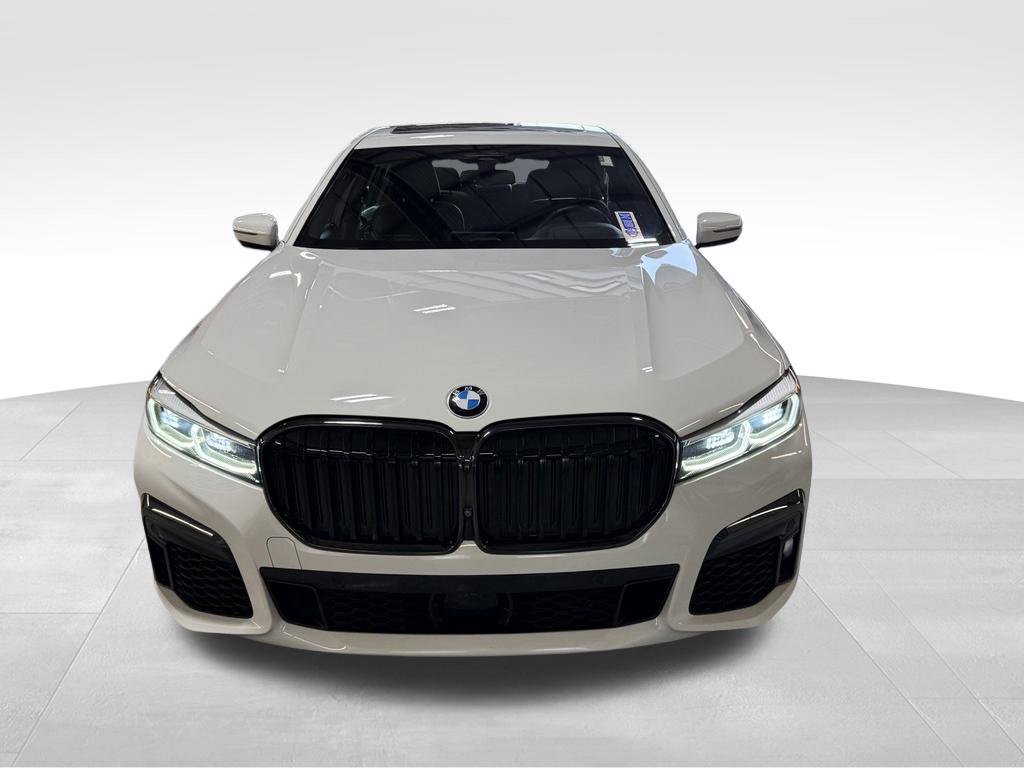 Used 2020 BMW M760i xDrive w/ Luxury Rear Seating Package AWD/4WD image 6