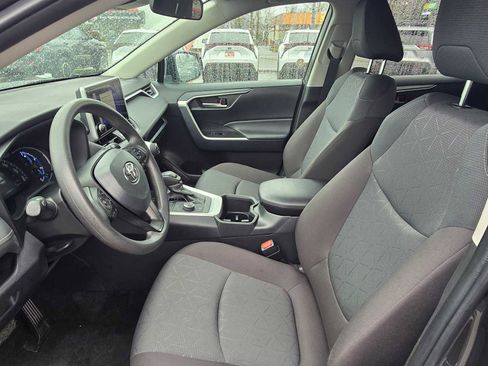 Certified 2025 Toyota RAV4 XLE image 23