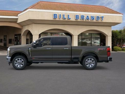 New 2025 Ford F250 Lariat w/ Chrome Package image 6