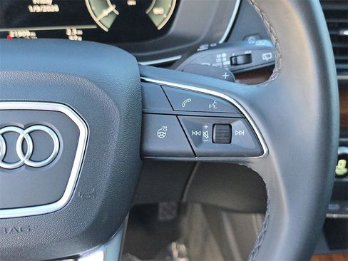 Certified 2023 Audi Q5 e Premium Plus w/ Premium Plus Package image 21