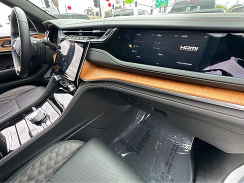 Used 2022 Jeep Grand Cherokee Summit image 31