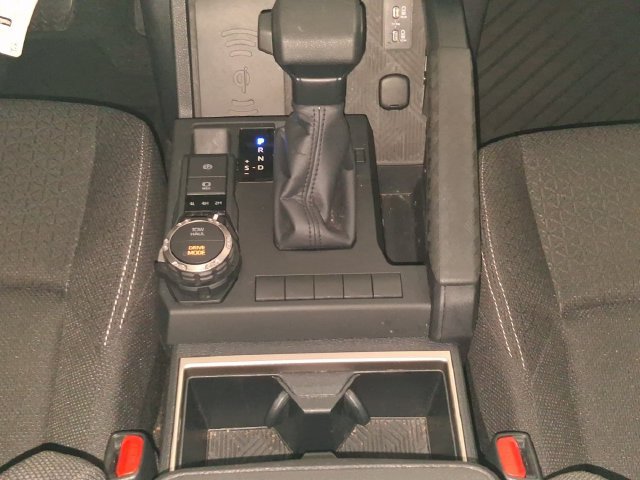 Used 2026 Toyota 4Runner SR5 AWD/4WD image 6
