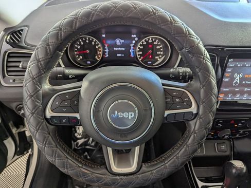 Certified 2018 Jeep Compass Limited w/ Navigation Group image 20