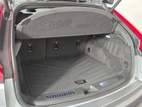 Used 2024 Cadillac XT4 Premium Luxury image 13