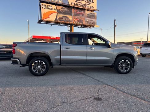 Used 2025 Chevrolet Silverado 1500 LT image 8