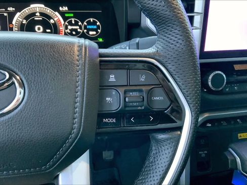 Used 2022 Toyota Tundra Platinum w/ Advanced Package image 24