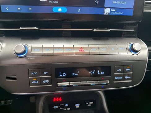 Certified 2024 Hyundai Kona SEL FWD image 27