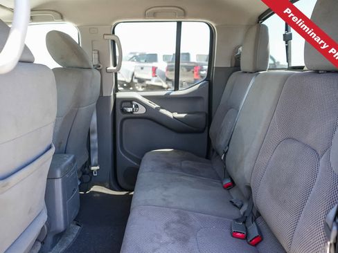Used 2018 Nissan Frontier SV w/ Value Truck Package RWD image 13