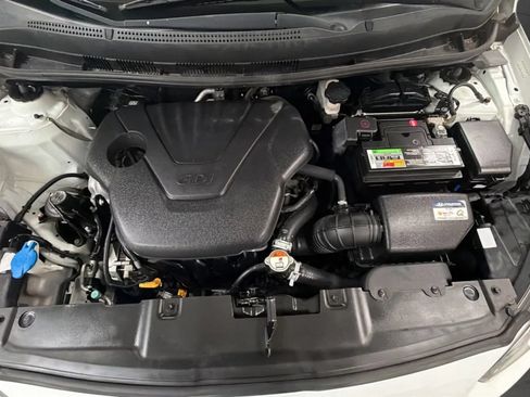 Used 2017 Hyundai Accent SE FWD image 21