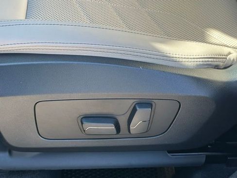 Certified 2025 BMW X1 xDrive28i w/ Technology Package image 31