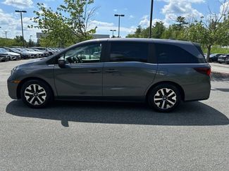 Used 2025 Honda Odyssey EX-L video 2
