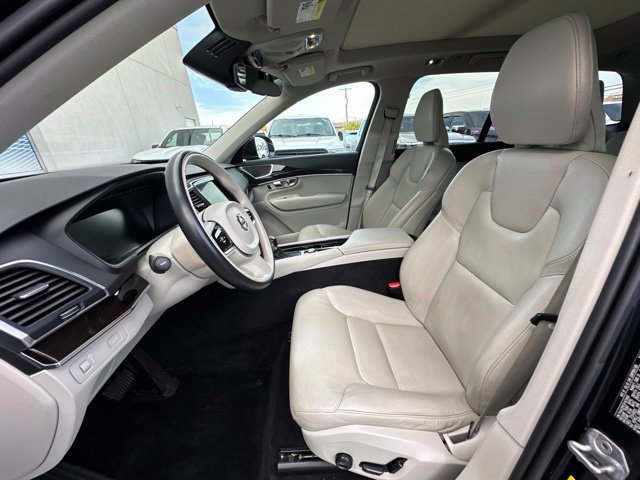 Used 2019 Volvo XC90 T6 Momentum w/ Protection Package Premier AWD/4WD image 11