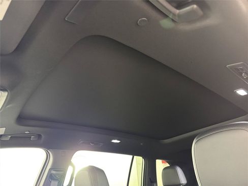 New 2026 GMC Acadia Elevation w/ Black Edition FWD image 33