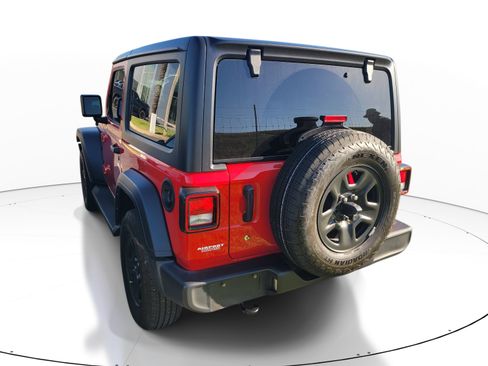 Used 2024 Jeep Wrangler Sport AWD/4WD image 6