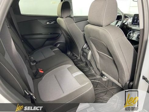 Used 2026 Chevrolet Blazer LT w/ Convenience Package FWD image 20