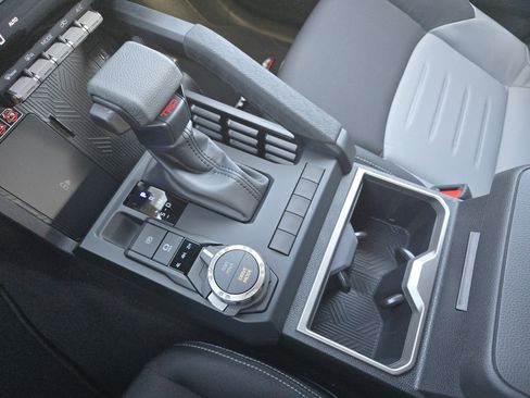 Used 2026 Toyota Tacoma TRD Sport image 22