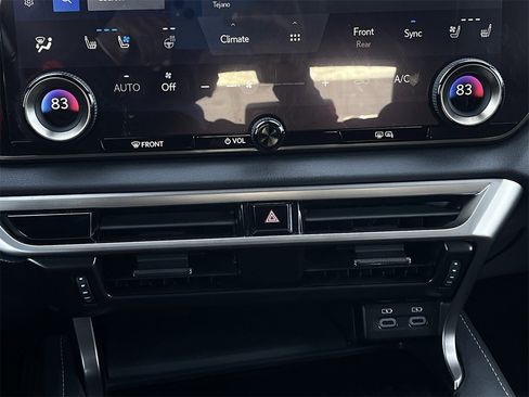 Used 2023 Lexus RX 350 image 18