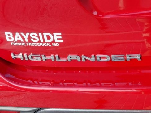 Used 2022 Toyota Highlander Limited image 41