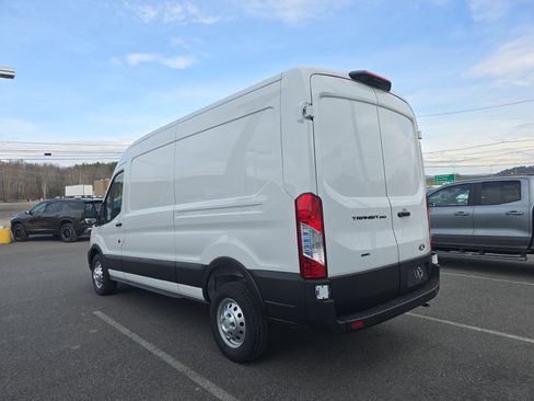 New 2026 Ford Transit 250 148 Medium Roof Extended AWD image 7