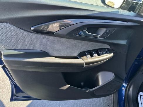 Used 2023 Chevrolet TrailBlazer LT w/ Convenience Package FWD image 21