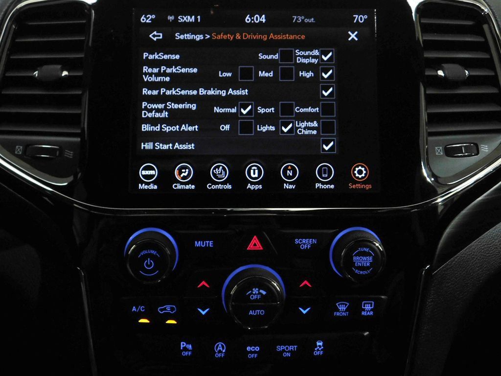 Used 2020 Jeep Grand Cherokee Altitude AWD/4WD image 37