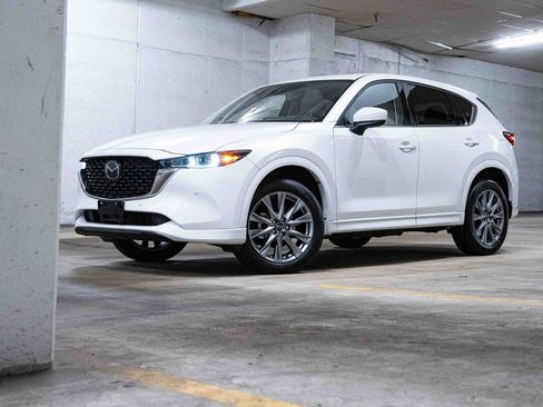 Used 2025 MAZDA CX-5 AWD 2.5 S w/ Premium Plus Pkg image 1