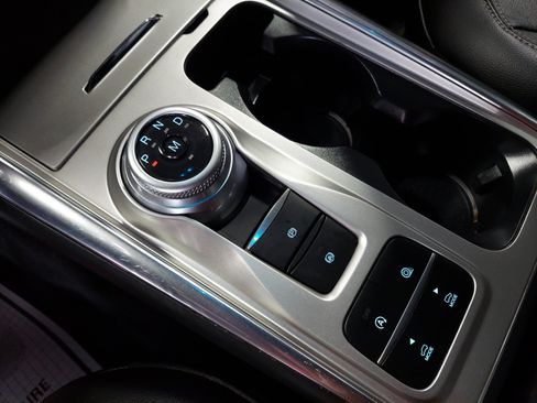 Used 2020 Ford Explorer Limited RWD image 22