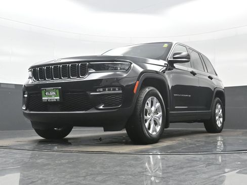 Used 2023 Jeep Grand Cherokee Limited w/ MOPAR Finishing Package image 27