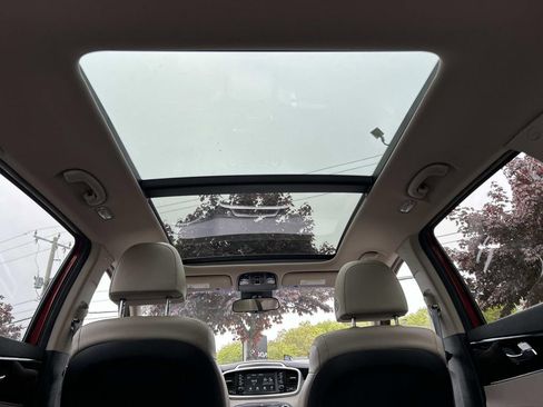 Used 2020 Kia Sorento EX AWD/4WD image 16
