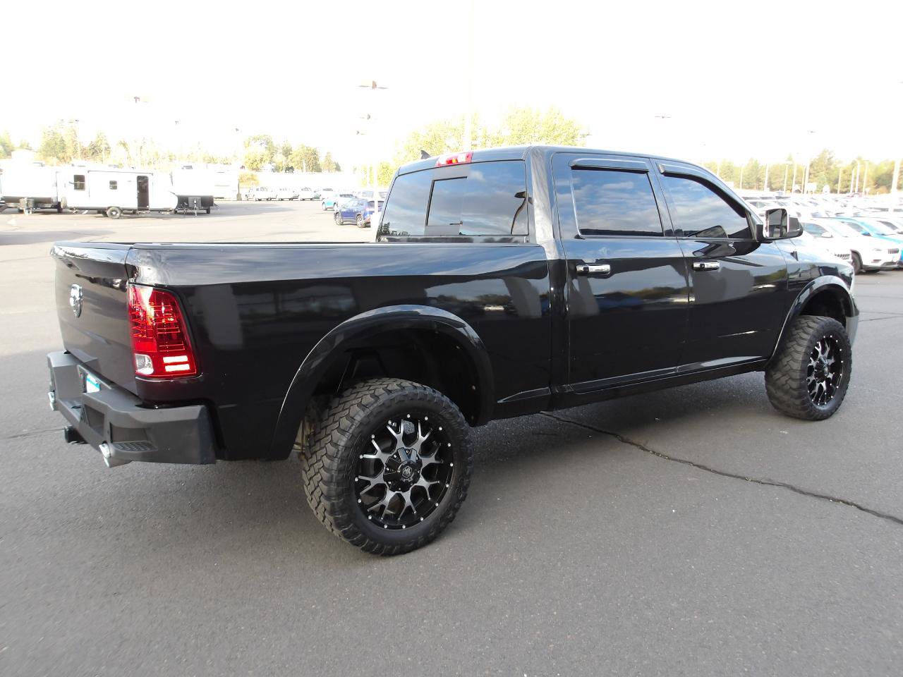Used 2017 RAM 1500 Laramie AWD/4WD image 5