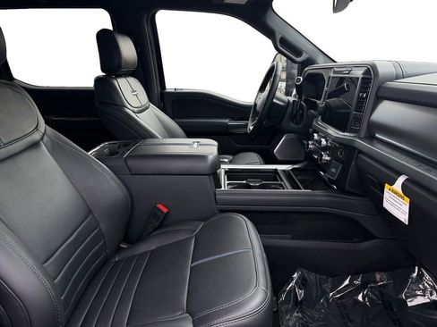 New 2025 Ford F350 Platinum w/ Tremor Off-Road Package AWD/4WD image 45