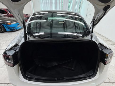 Used 2021 Tesla Model 3 Standard Range Plus RWD image 17