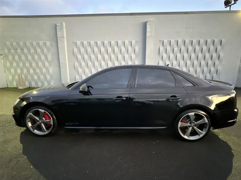 Used 2018 Audi S4 Prestige w/ Prestige Package image 4