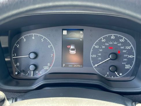 Used 2025 Toyota Corolla LE FWD image 40