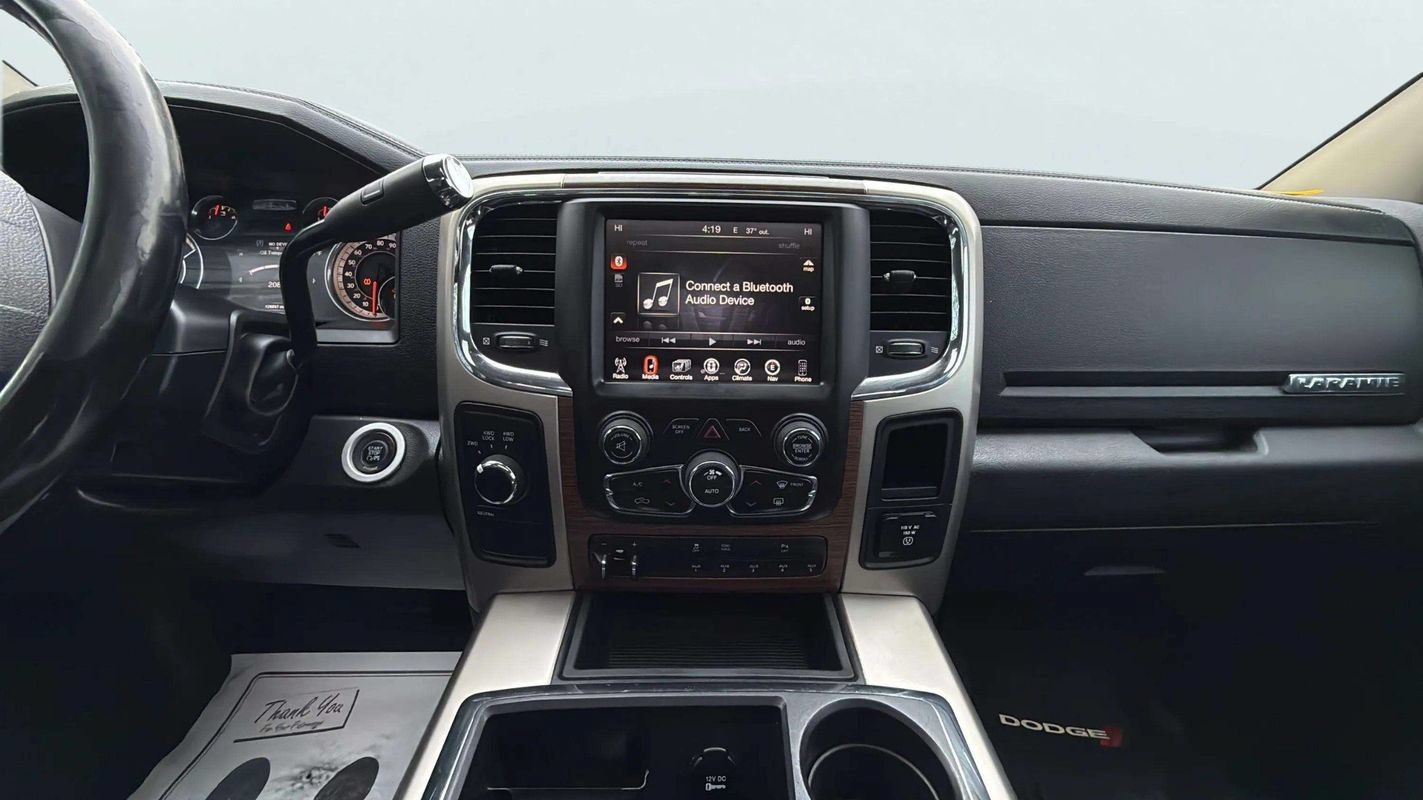 Used 2014 RAM 2500 Laramie w/ Convenience Group AWD/4WD image 11