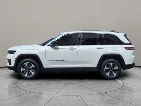 Certified 2022 Jeep Grand Cherokee Limited 4xe w/ Luxury Tech Group II image 9